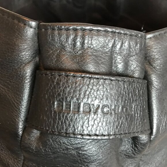 See By Chloe Shoulder Bag Black Leather Front Pocket Dual Handles - Picture 10 of 11